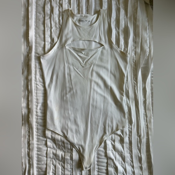 Abercrombie seamless scuba cutout bodysuit size XL - Picture 3 of 5